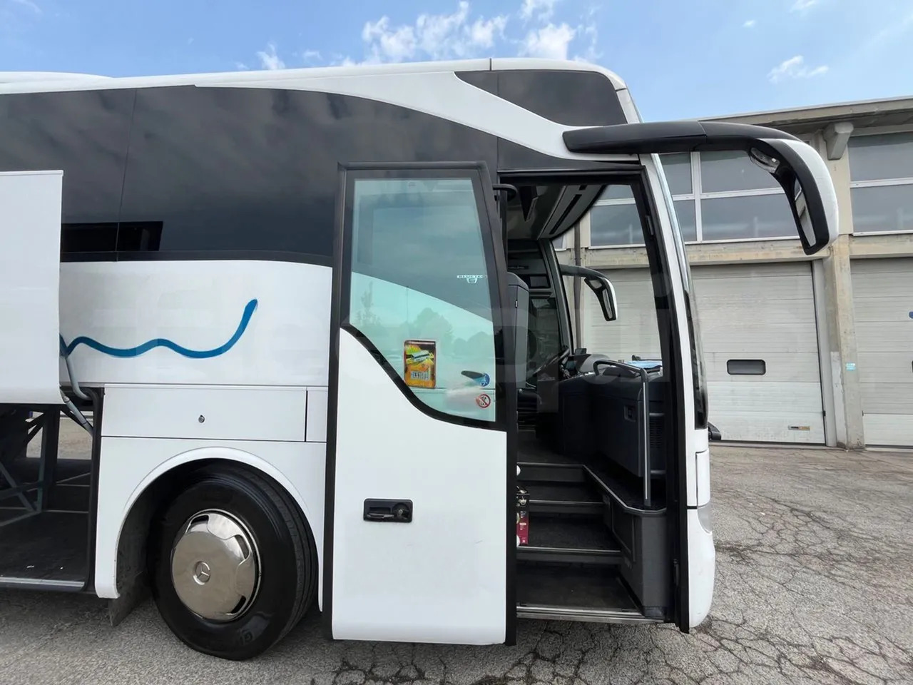 Патнички вагон автобус Mercedes-Benz Tourismo: слика 15