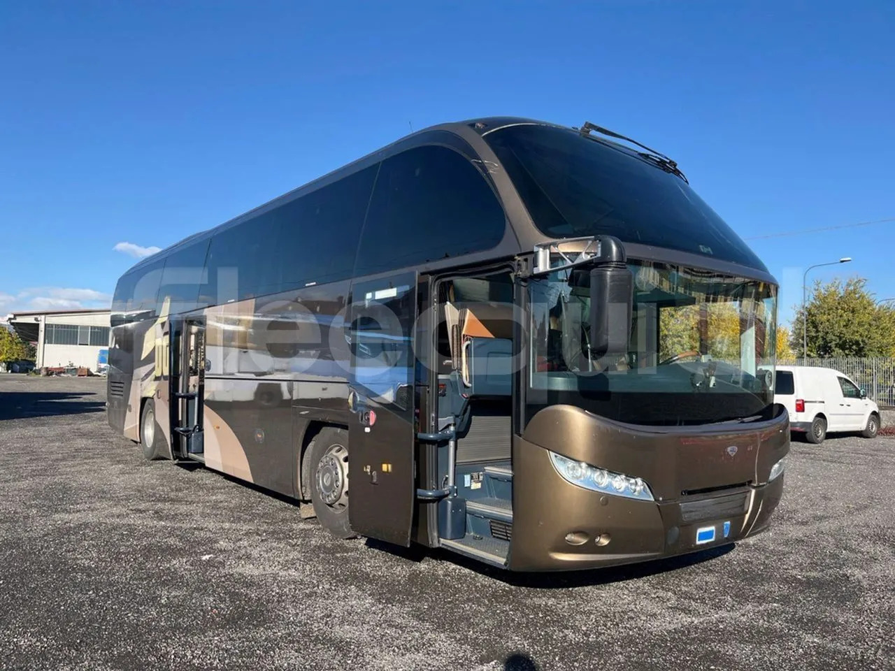Патнички вагон автобус Neoplan Cityliner: слика 12 Патнички вагон автобус Neoplan Cityliner: слика 12
