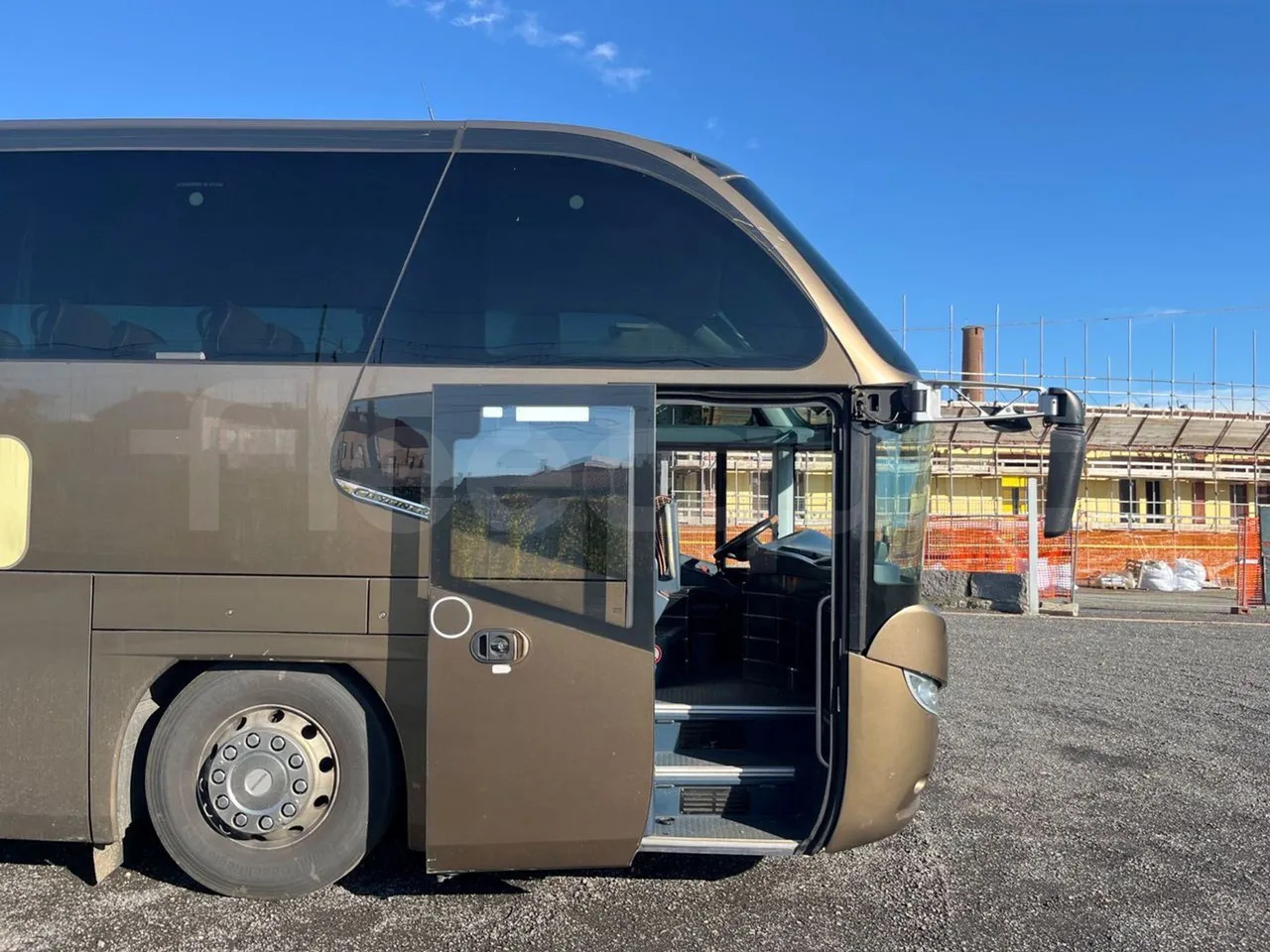 Патнички вагон автобус Neoplan Cityliner: слика 15 Патнички вагон автобус Neoplan Cityliner: слика 15