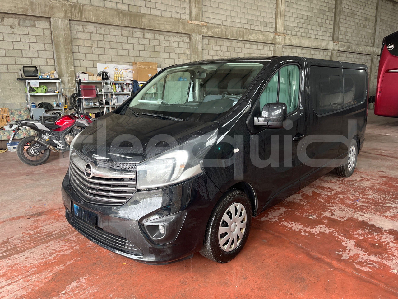 Opel Vivaro - B - Минибус, Патничко комбе: слика 4 Opel Vivaro - B - Минибус, Патничко комбе: слика 4