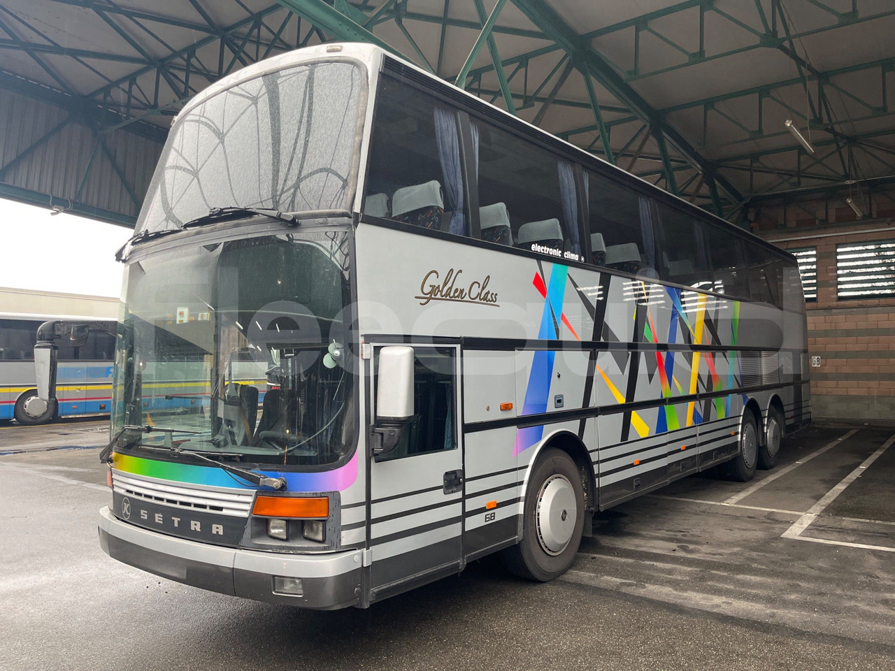 Setra S316 - Двокатен автобус: слика 4 Setra S316 - Двокатен автобус: слика 4