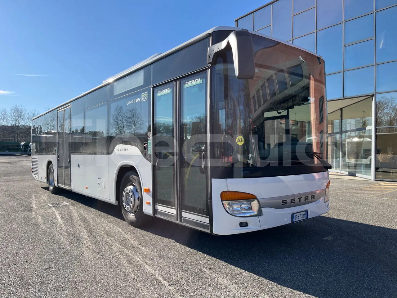 Setra S415 - Приградски автобус: слика 1 Setra S415 - Приградски автобус: слика 1