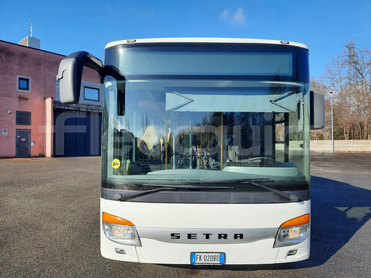 Setra S415 - Приградски автобус: слика 2 Setra S415 - Приградски автобус: слика 2