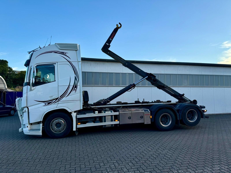 Volvo FH 540 6x4 Liftachse ARK-Hooklift-Funk-Radio-Comand Retarder - Камион со кука за подигање: слика 2 Volvo FH 540 6x4 Liftachse ARK-Hooklift-Funk-Radio-Comand Retarder - Камион со кука за подигање: слика 2