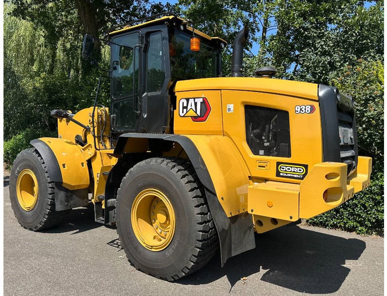 Cat 938 - Натоварувач на тркала: слика 1 Cat 938 - Натоварувач на тркала: слика 1