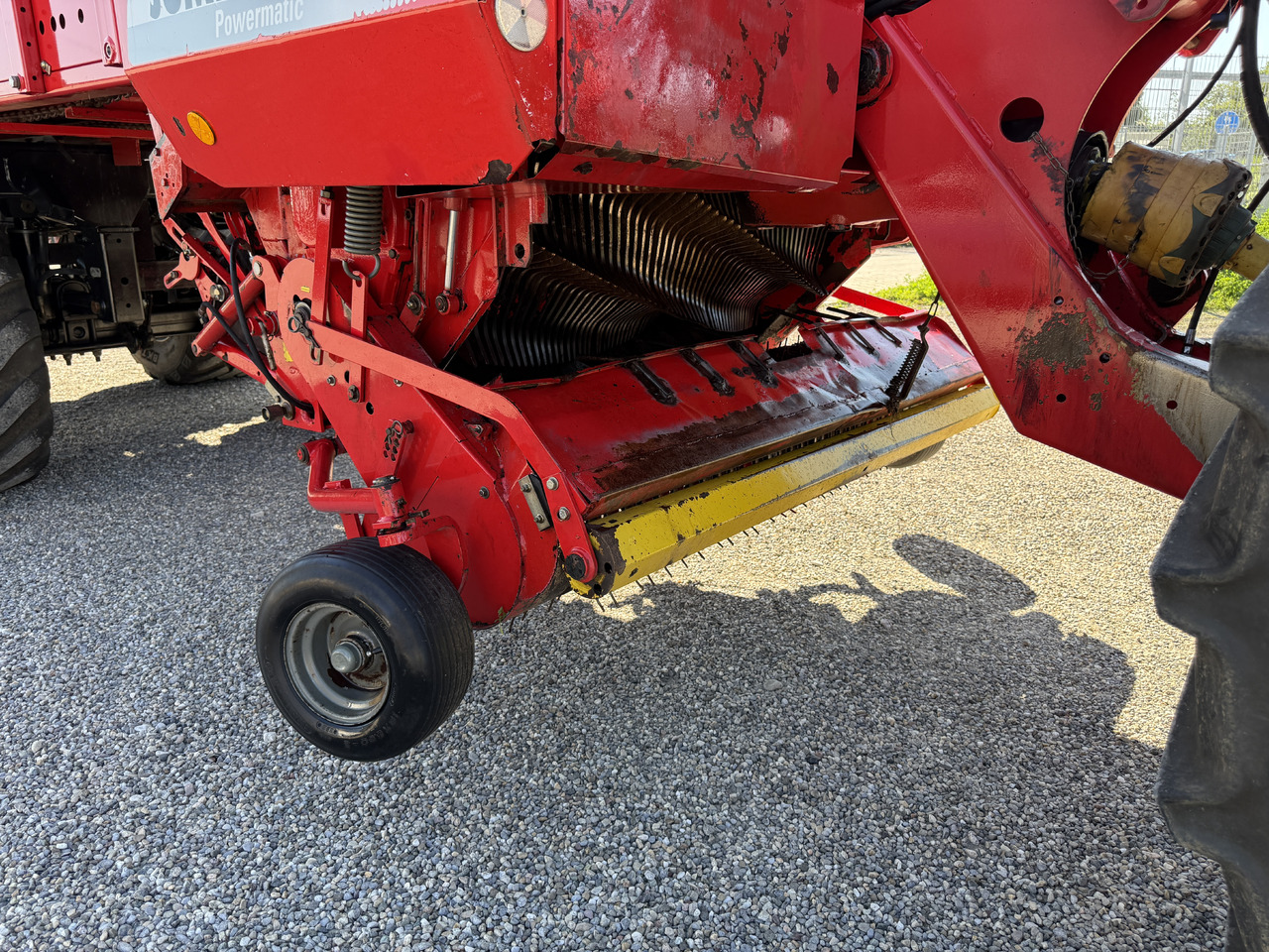 PÖTTINGER Jumbo 6600 L - Приколка за заглавје на комбајн: слика 4 PÖTTINGER Jumbo 6600 L - Приколка за заглавје на комбајн: слика 4