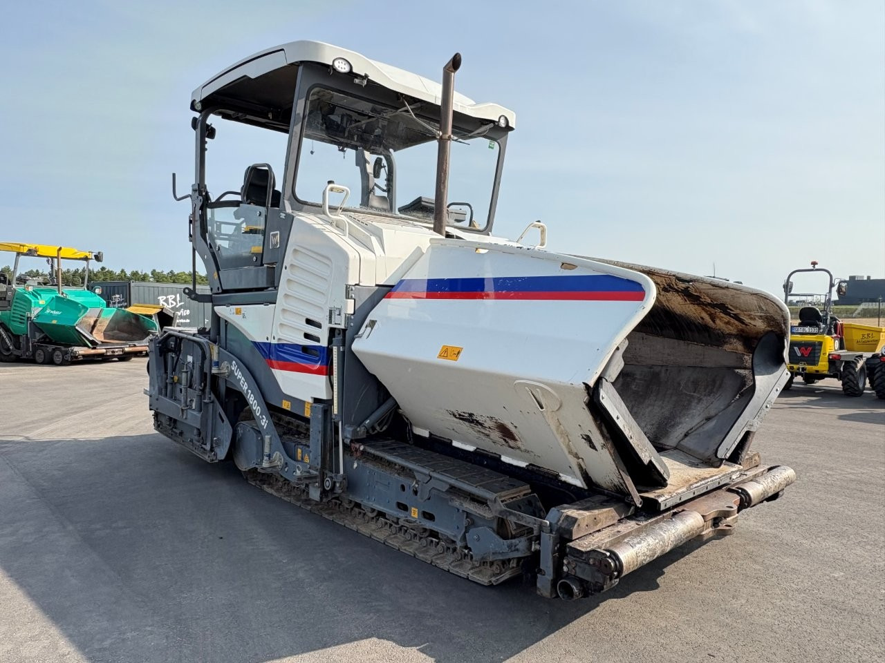 VÖGELE SUPER 1800-3i - Асфалтен поплочувач: слика 1 VÖGELE SUPER 1800-3i - Асфалтен поплочувач: слика 1