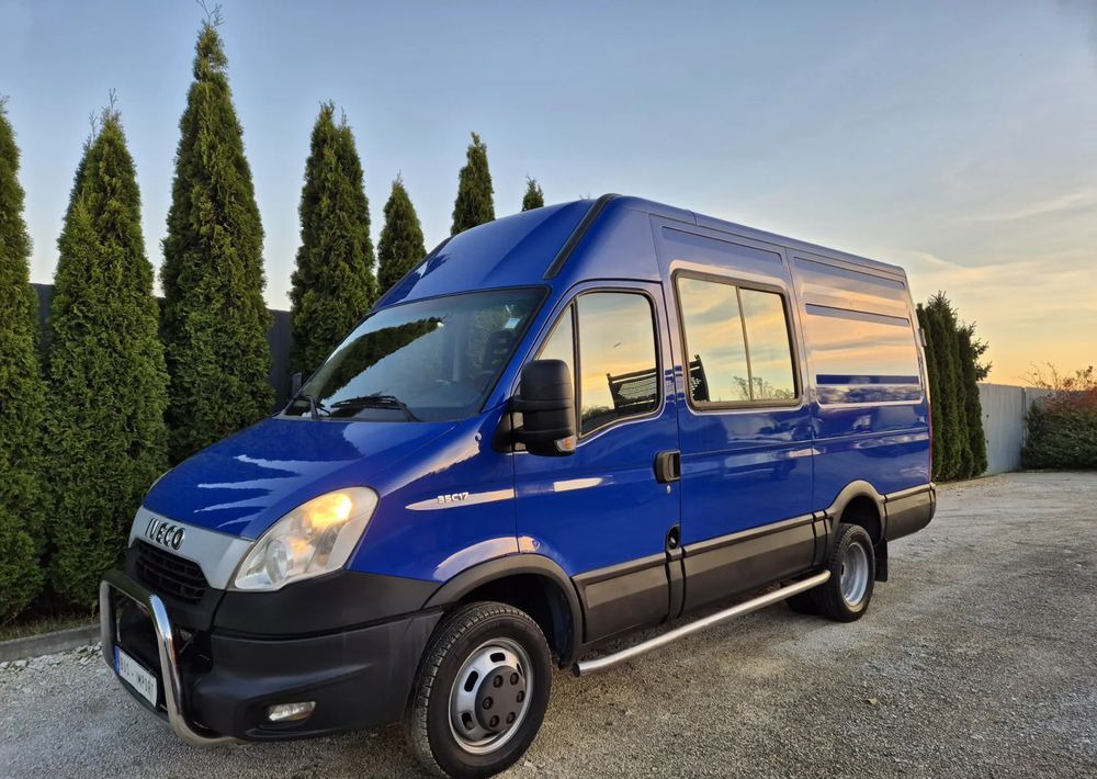 Iveco 35C17/ 3.0 170KM/ - Комби со двојна кабина: слика 2 Iveco 35C17/ 3.0 170KM/ - Комби со двојна кабина: слика 2