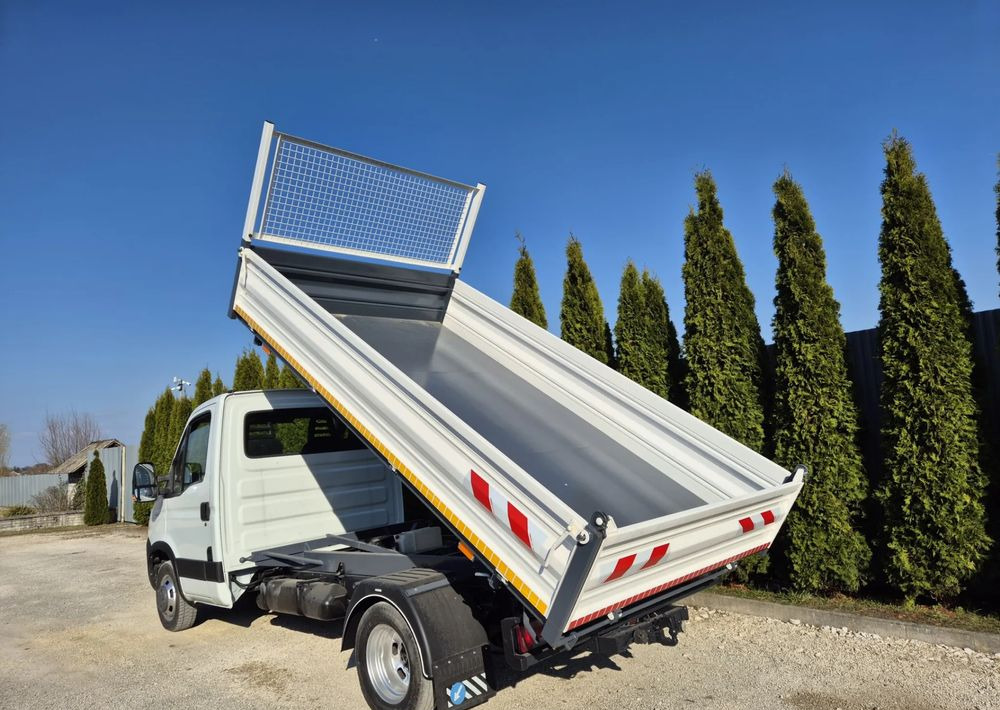 Iveco 35c15 3.0 150KM - Комби кипер: слика 3 Iveco 35c15 3.0 150KM - Комби кипер: слика 3