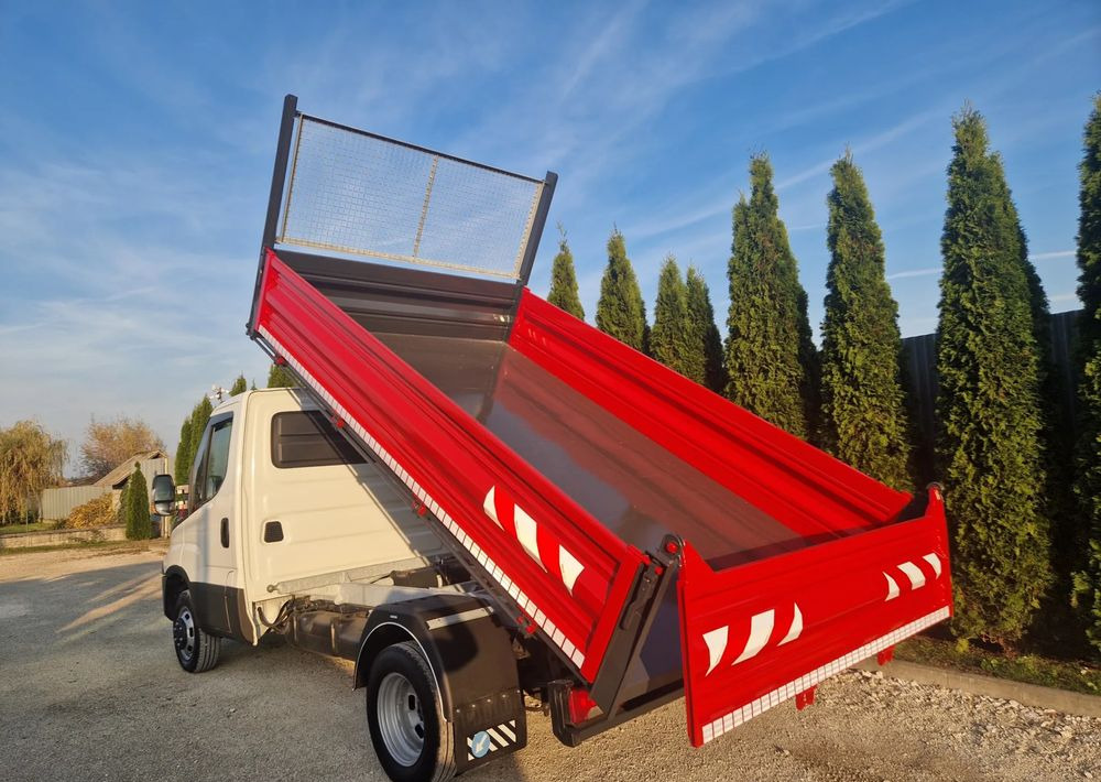 Iveco 35c15 3.0 - Комби кипер: слика 3 Iveco 35c15 3.0 - Комби кипер: слика 3