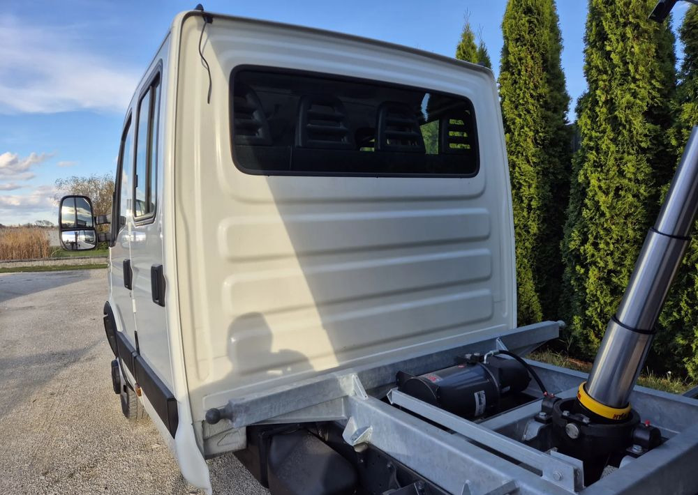 Iveco 35c17 3.0 Brygadówka - Комби кипер: слика 4 Iveco 35c17 3.0 Brygadówka - Комби кипер: слика 4