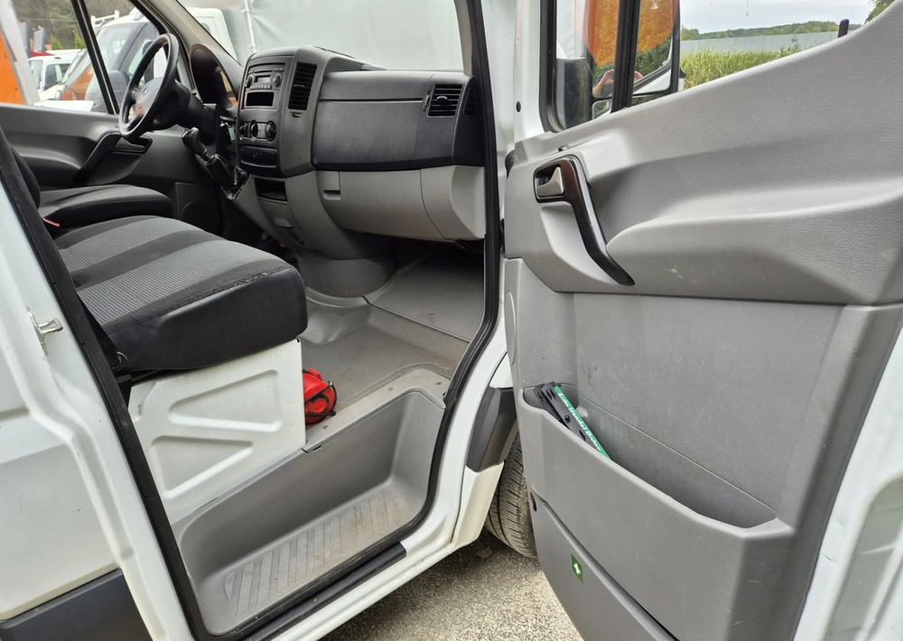 Mercedes-Benz 316CDI 2.2 160KM - Комбе со отворен сандак: слика 5 Mercedes-Benz 316CDI 2.2 160KM - Комбе со отворен сандак: слика 5