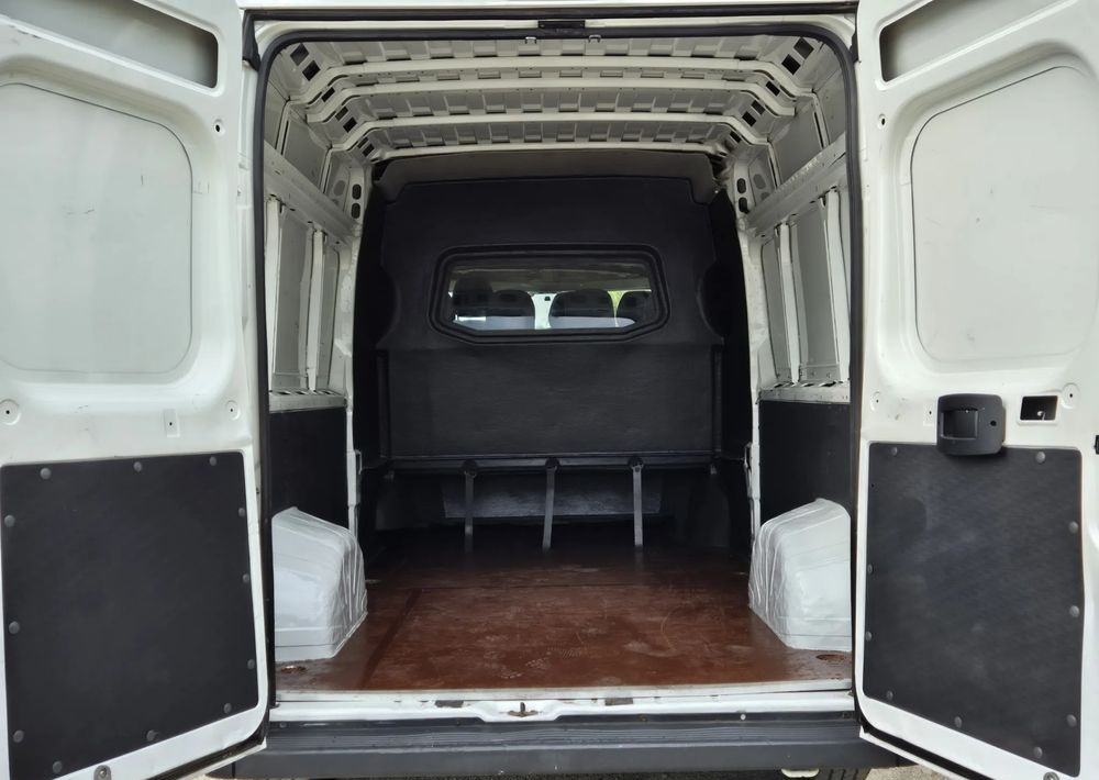 Peugeot Boxer 2.2 130KM Dubel Kabina L3H2 - Комби со двојна кабина: слика 4 Peugeot Boxer 2.2 130KM Dubel Kabina L3H2 - Комби со двојна кабина: слика 4