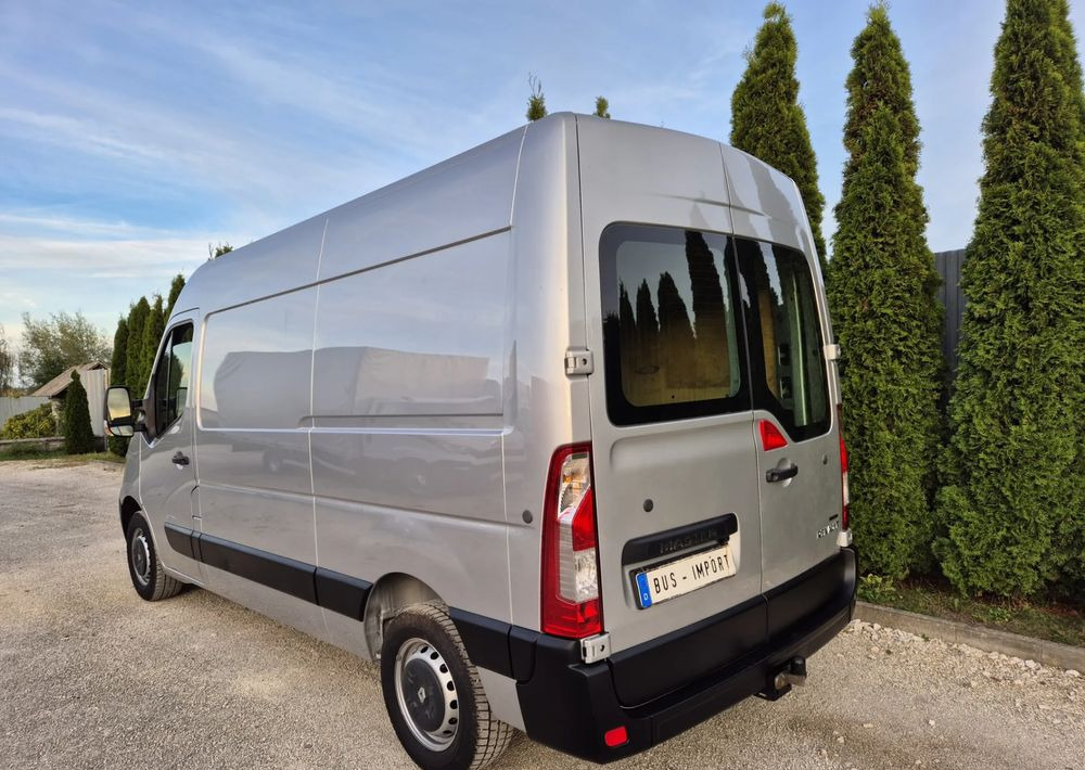 Renault Master 2.3 125KM ŚLICZNY Bez AdBlue** - Товарно комбе: слика 3 Renault Master 2.3 125KM ŚLICZNY Bez AdBlue** - Товарно комбе: слика 3