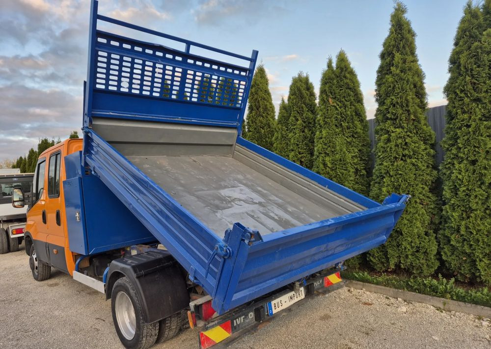 Wywrotka, Wywrot, Kiper 2.4m +skrzynka narzędziowa , 2015 rok. - Киперски сандак: слика 2 Wywrotka, Wywrot, Kiper 2.4m +skrzynka narzędziowa , 2015 rok. - Киперски сандак: слика 2