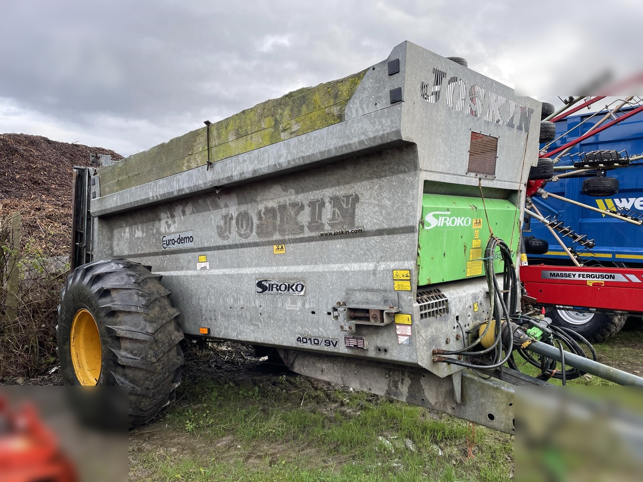 2012 JOSKIN SIROKO 4010/9V - Распрскувач на арско ѓубриво: слика 2 2012 JOSKIN SIROKO 4010/9V - Распрскувач на арско ѓубриво: слика 2