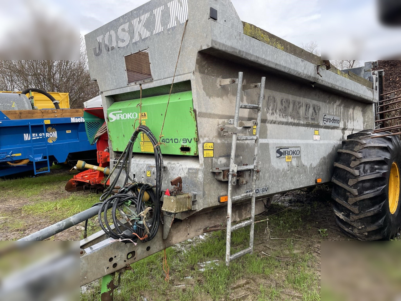 2012 JOSKIN SIROKO 4010/9V - Распрскувач на арско ѓубриво: слика 1 2012 JOSKIN SIROKO 4010/9V - Распрскувач на арско ѓубриво: слика 1