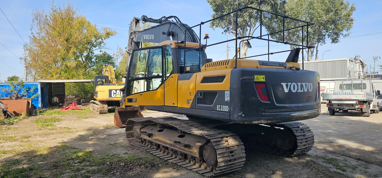 VOLVO EC220DL - Багер гасеничар: слика 1 VOLVO EC220DL - Багер гасеничар: слика 1