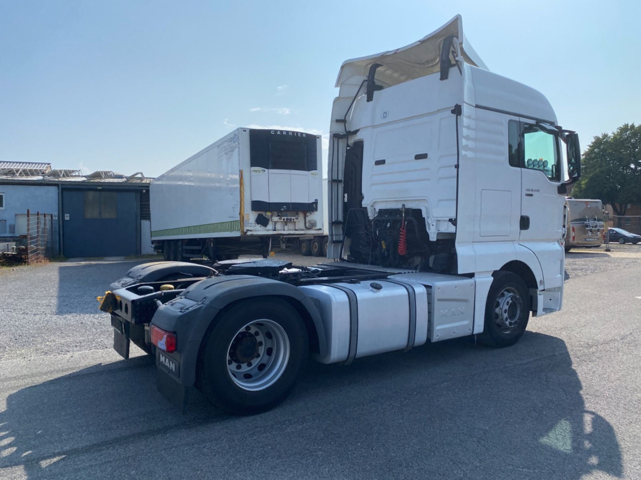 MAN TGX 18.440 XLX Intarder/2 Tank/ 550.000 - Камион влекач: слика 3 MAN TGX 18.440 XLX Intarder/2 Tank/ 550.000 - Камион влекач: слика 3