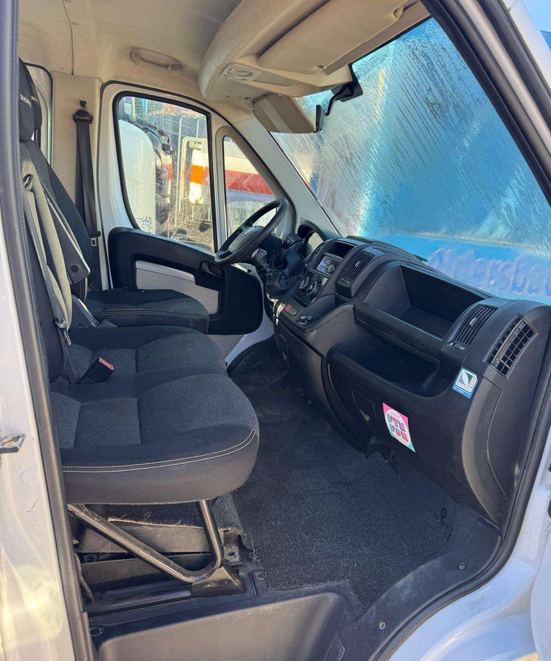 Fiat Ducato - Товарно комбе: слика 3 Fiat Ducato - Товарно комбе: слика 3