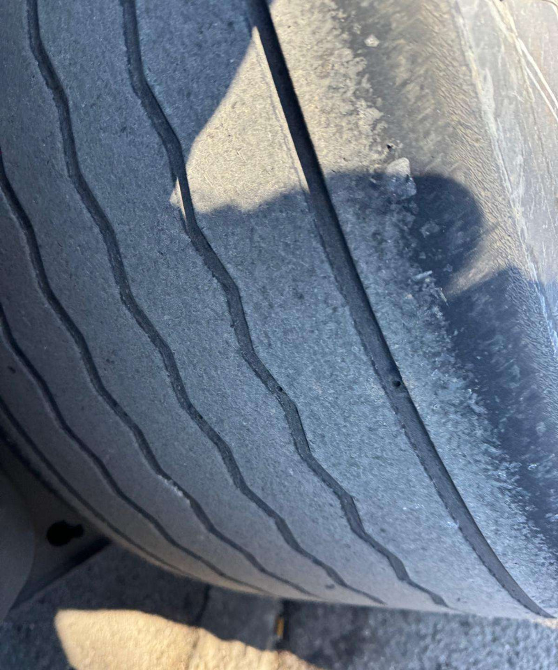 Kögel Mega SAF - Полуприколка со церада: слика 4 Kögel Mega SAF - Полуприколка со церада: слика 4