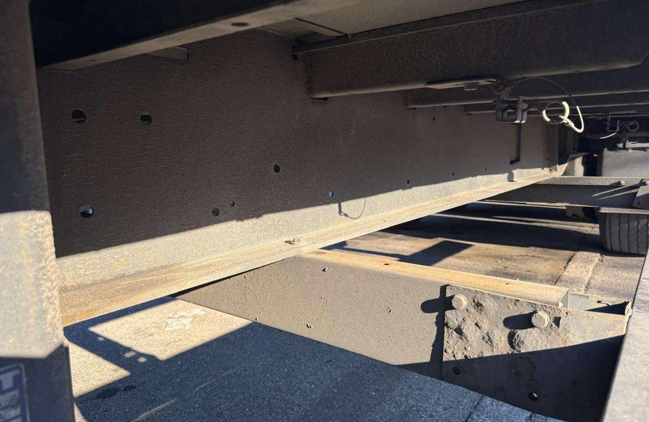 Kögel Mega SAF - Полуприколка со церада: слика 2 Kögel Mega SAF - Полуприколка со церада: слика 2