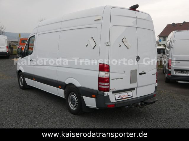 Mercedes-Benz Sprinter 319 3,0 V6 Klima 3,5t AHK Standheizung - Товарно комбе: слика 3 Mercedes-Benz Sprinter 319 3,0 V6 Klima 3,5t AHK Standheizung - Товарно комбе: слика 3