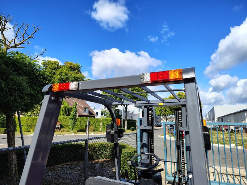 Лизинг на HCHI 4 ton diesel HCHI 4 ton diesel: слика 15 Лизинг на HCHI 4 ton diesel HCHI 4 ton diesel: слика 15