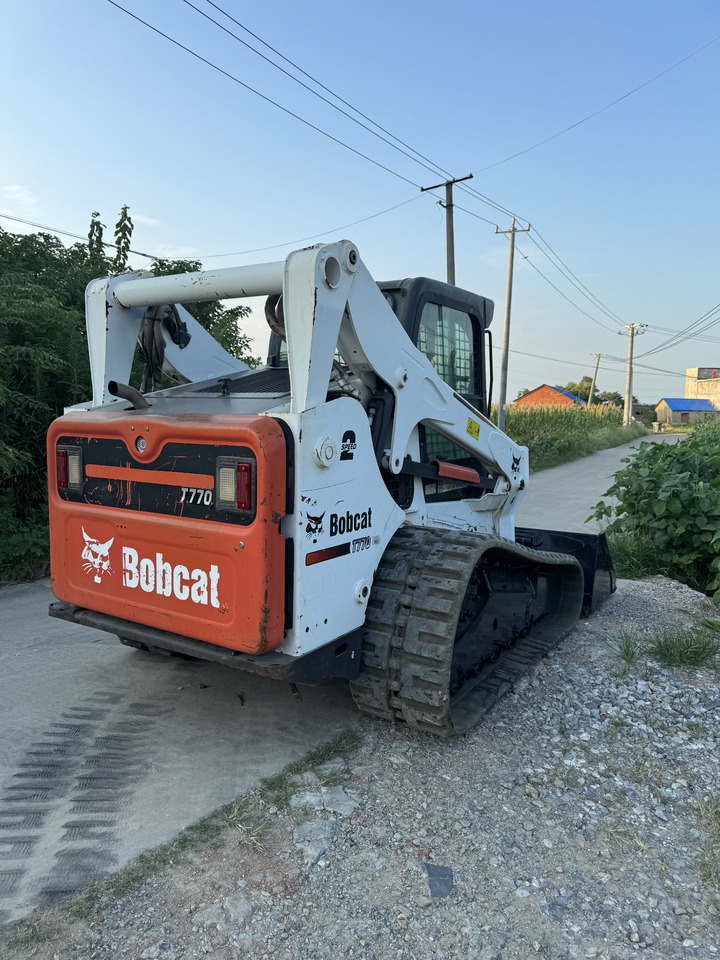 BOBCAT T770 skid steer loader American original Mining/Agriculture/Urban Construction - Компактен натоварувач со гасеници: слика 3 BOBCAT T770 skid steer loader American original Mining/Agriculture/Urban Construction - Компактен натоварувач со гасеници: слика 3