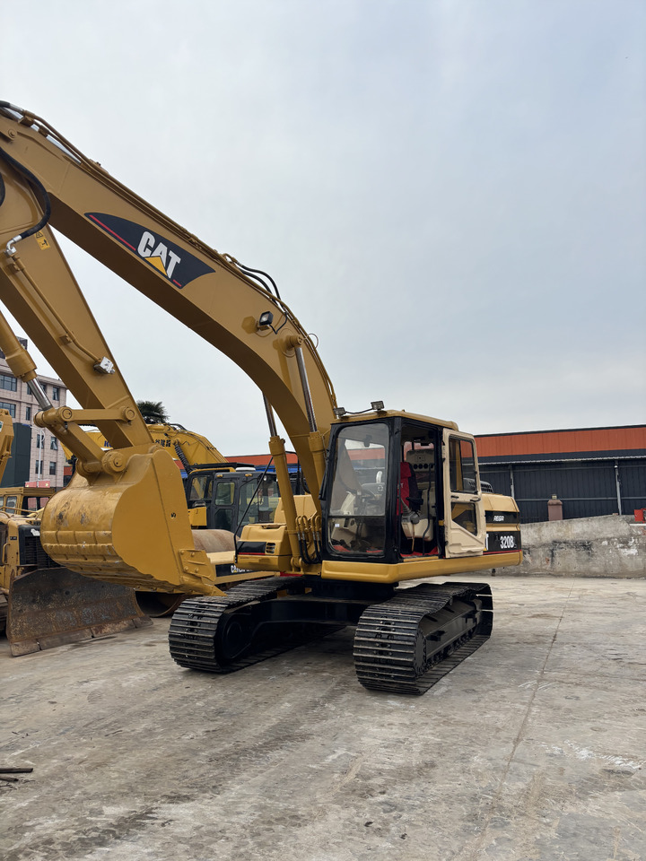 CATERPILLAR 320BL used excavator low price for sale - Багер гасеничар: слика 4 CATERPILLAR 320BL used excavator low price for sale - Багер гасеничар: слика 4