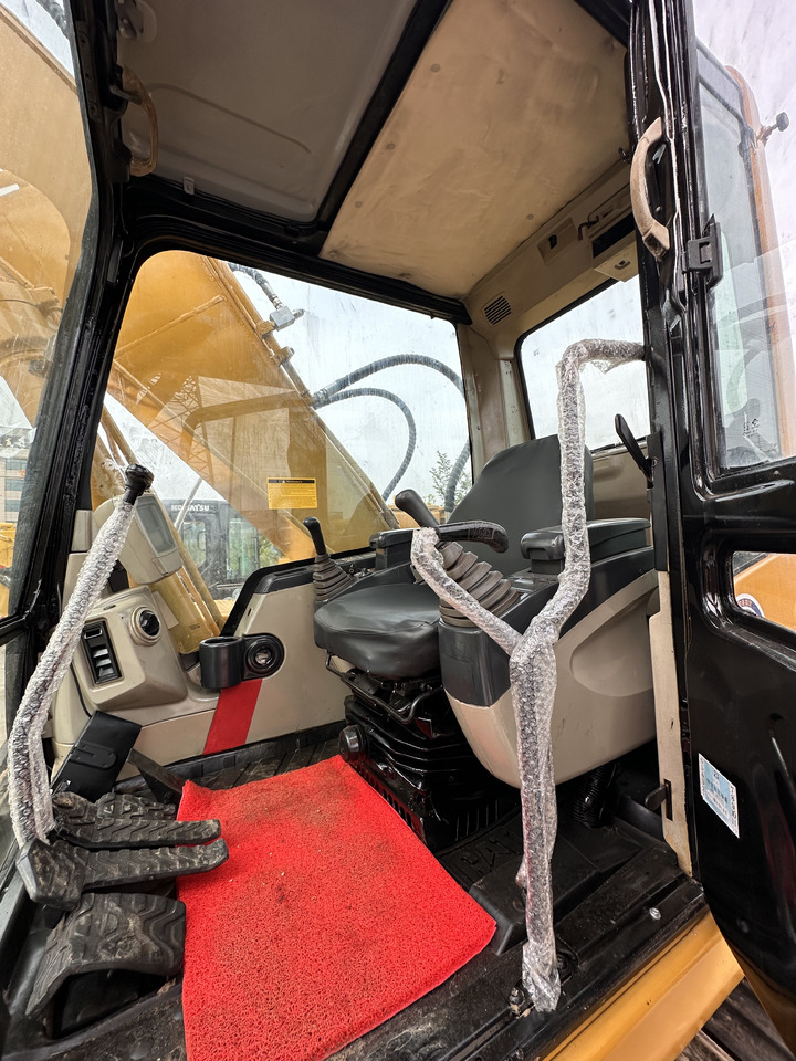 CATERPILLAR 320CL used excavator good condition for sale - Багер гасеничар: слика 5 CATERPILLAR 320CL used excavator good condition for sale - Багер гасеничар: слика 5
