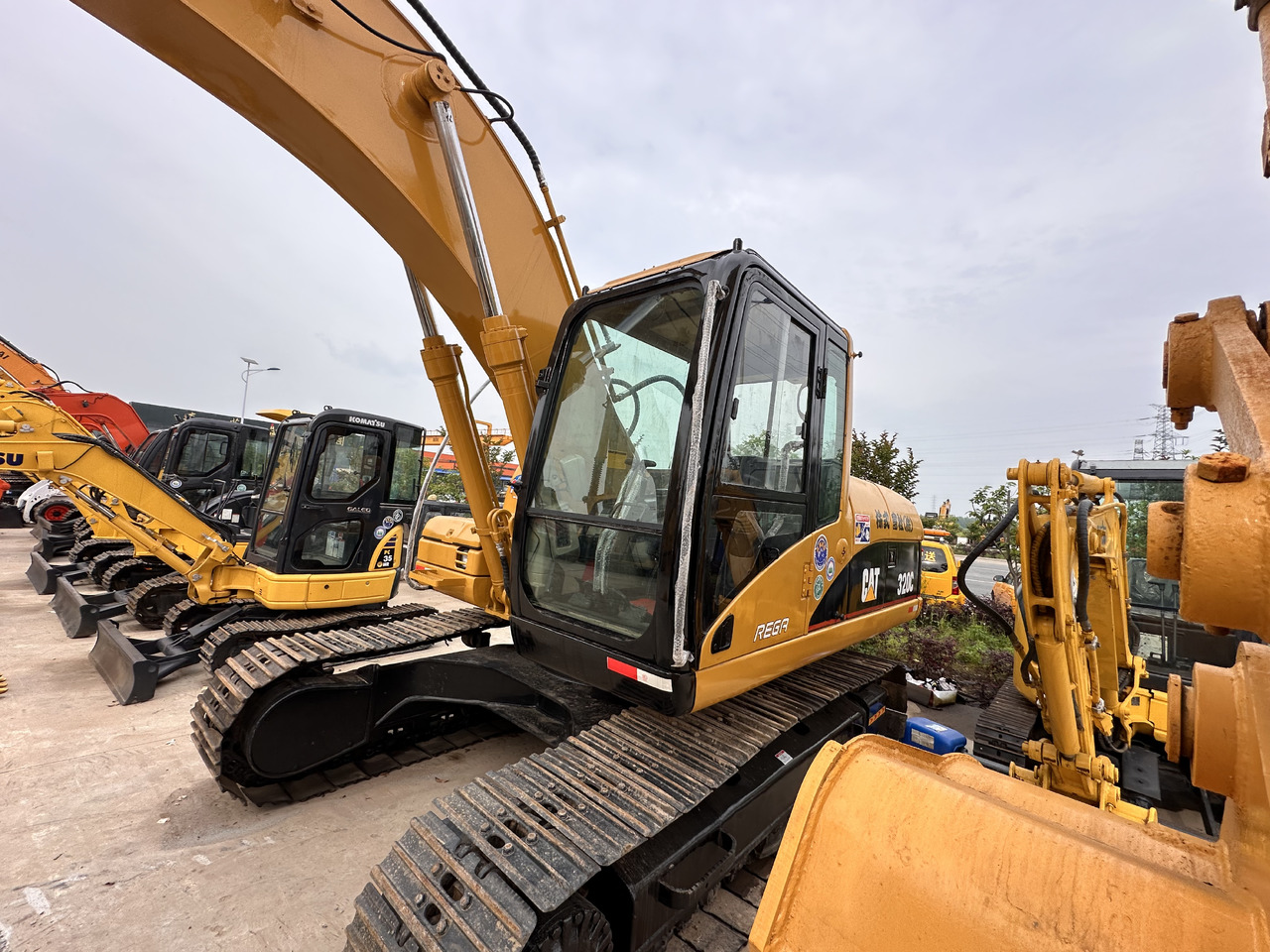 CATERPILLAR 320CL used excavator good condition for sale - Багер гасеничар: слика 4 CATERPILLAR 320CL used excavator good condition for sale - Багер гасеничар: слика 4