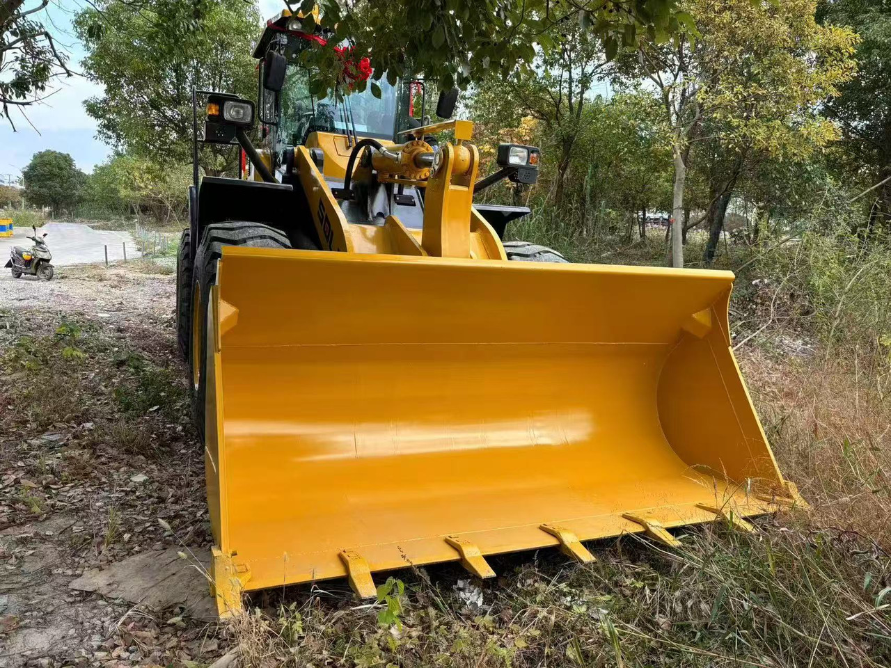 SDLG LG956L front loader 5 ton class china brand - Натоварувач на тркала: слика 2 SDLG LG956L front loader 5 ton class china brand - Натоварувач на тркала: слика 2