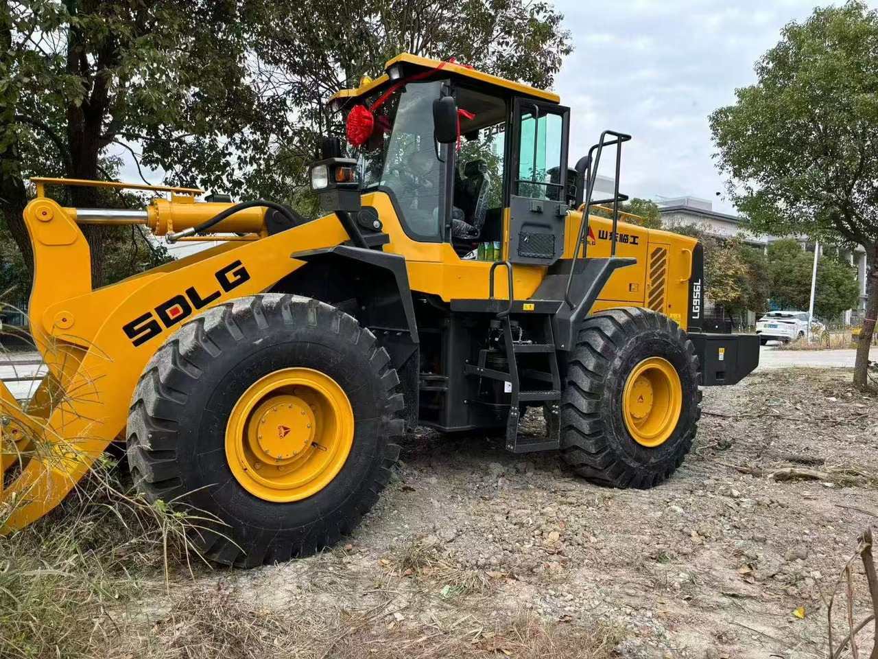 SDLG LG956L front loader 5 ton class china brand - Натоварувач на тркала: слика 3 SDLG LG956L front loader 5 ton class china brand - Натоварувач на тркала: слика 3