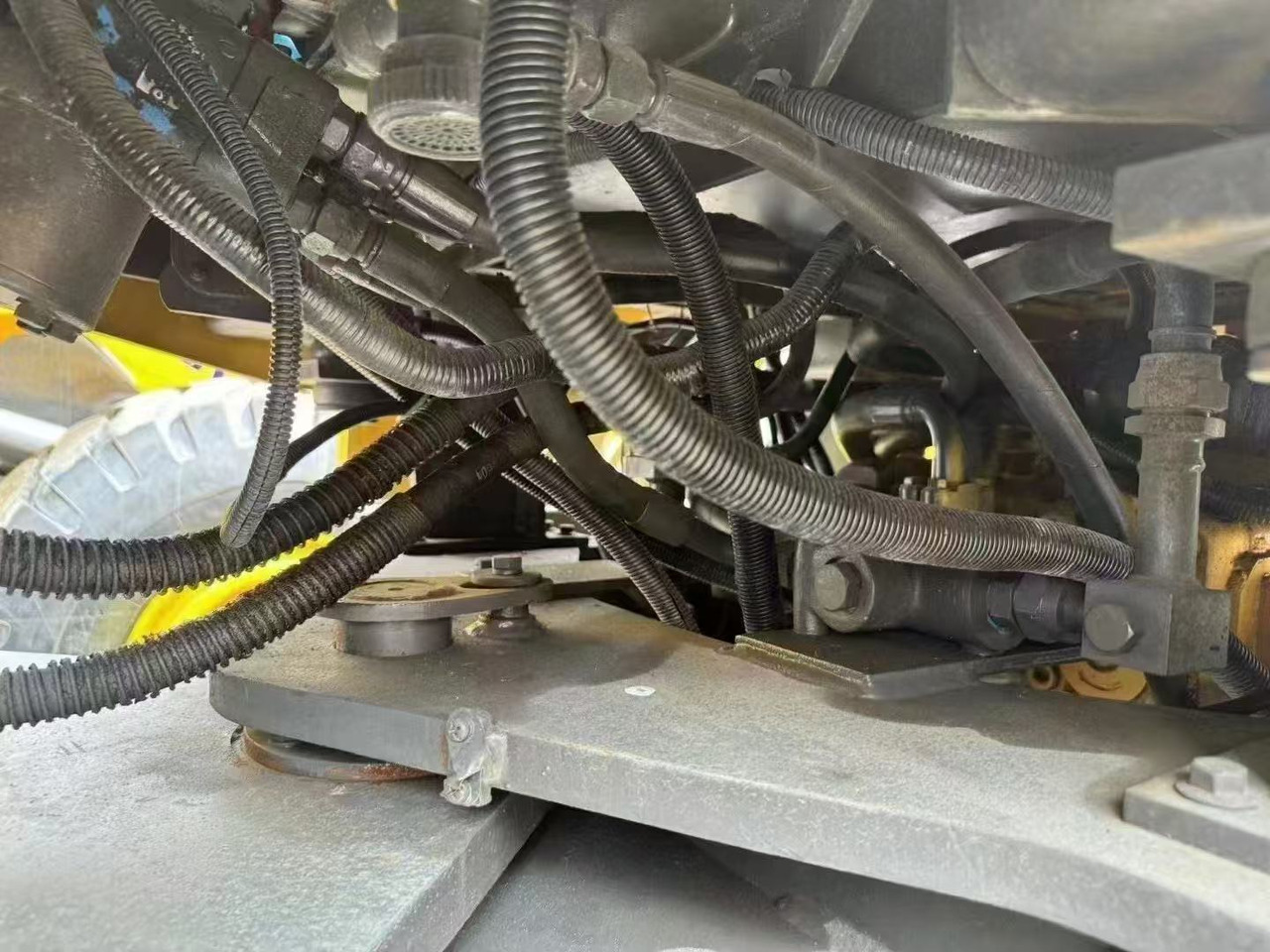 SDLG lg936L Famous China brand SDLG loader 3 ton class front loader - Натоварувач на тркала: слика 5 SDLG lg936L Famous China brand SDLG loader 3 ton class front loader - Натоварувач на тркала: слика 5