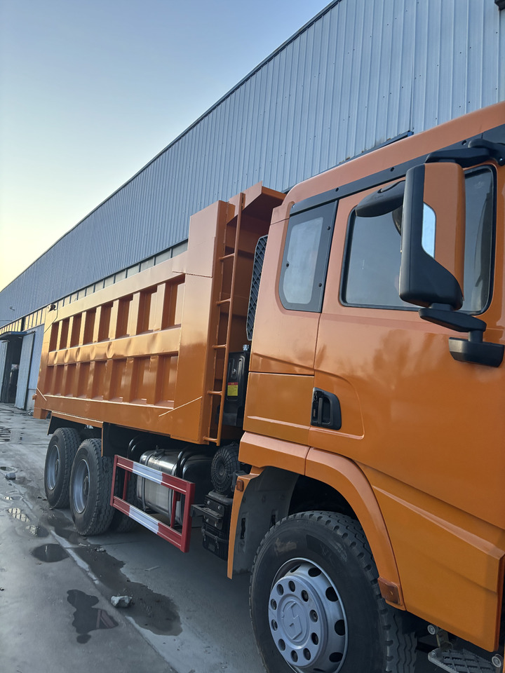 SHACMAN X3000 6x4 dump truck - Истоварувач: слика 3 SHACMAN X3000 6x4 dump truck - Истоварувач: слика 3