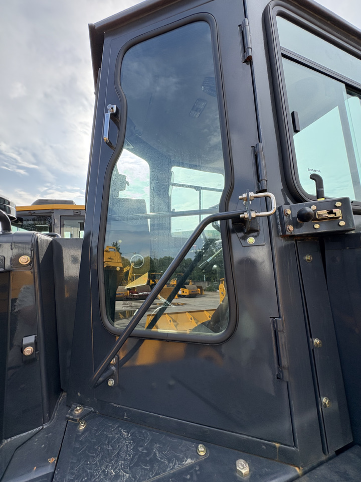 SHANTUI sd22 bulldozer 2024 new machine - Булдожер: слика 5 SHANTUI sd22 bulldozer 2024 new machine - Булдожер: слика 5