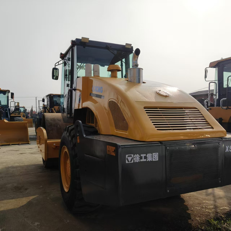 XCMG XS223J - Ваљак за пат: слика 2 XCMG XS223J - Ваљак за пат: слика 2