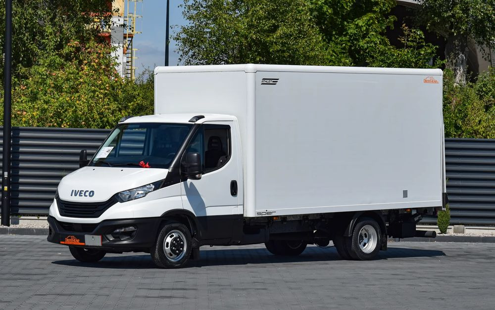 Iveco DAILY 35C16 / 2.3 - 160 KM / 3 OSOBY / DO 3,5 TONY / KONTENER / DOSTAWCZE / WINDA PALFINGER / KLIMA / 2022 / SERWISOWANY / SPROWADZONY Z NIEMIEC - Комбе фургон: слика 1 Iveco DAILY 35C16 / 2.3 - 160 KM / 3 OSOBY / DO 3,5 TONY / KONTENER / DOSTAWCZE / WINDA PALFINGER / KLIMA / 2022 / SERWISOWANY / SPROWADZONY Z NIEMIEC - Комбе фургон: слика 1
