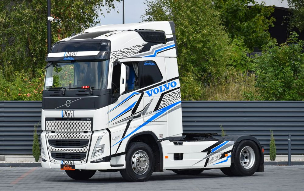 Volvo FH500 / EURO 6 / NOWY MODEL / KLIMATYZACJA POSTOJOWA / ACC / LEDY / 2 ZBIORNIKI PALIWA / FULL SPILERY / 2022 / SERWISOWANY / SPROWADZONY - Камион влекач: слика 1 Volvo FH500 / EURO 6 / NOWY MODEL / KLIMATYZACJA POSTOJOWA / ACC / LEDY / 2 ZBIORNIKI PALIWA / FULL SPILERY / 2022 / SERWISOWANY / SPROWADZONY - Камион влекач: слика 1