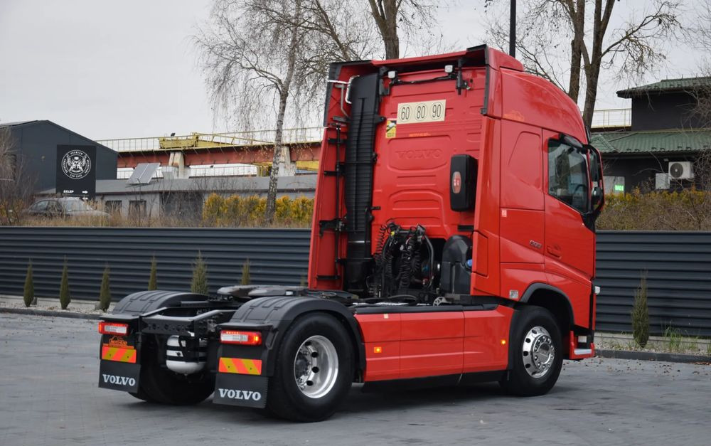 Volvo FH500 / FULL ADR / HYDRAULIKA / EURO 6 / ACC / LEDY / ALUFELGI / SERWISOWANY / SPROWADZONY - Камион влекач: слика 5 Volvo FH500 / FULL ADR / HYDRAULIKA / EURO 6 / ACC / LEDY / ALUFELGI / SERWISOWANY / SPROWADZONY - Камион влекач: слика 5