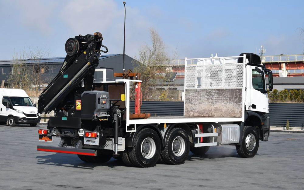 Mercedes-Benz AROCS 2636 / 6x4 / HIAB X-HIPRO 192 E-3 / WYSUW x3 / ROTATOR / STEROWANIE RADIOWE / UDT / PODPORY HYDRAULICZNE / AUTOMAT / KAMERA COFANIA / NISKI PRZEBIEG / SPROWADZONY - Камион со платформа, Камион со кран: слика 5 Mercedes-Benz AROCS 2636 / 6x4 / HIAB X-HIPRO 192 E-3 / WYSUW x3 / ROTATOR / STEROWANIE RADIOWE / UDT / PODPORY HYDRAULICZNE / AUTOMAT / KAMERA COFANIA / NISKI PRZEBIEG / SPROWADZONY - Камион со платформа, Камион со кран: слика 5