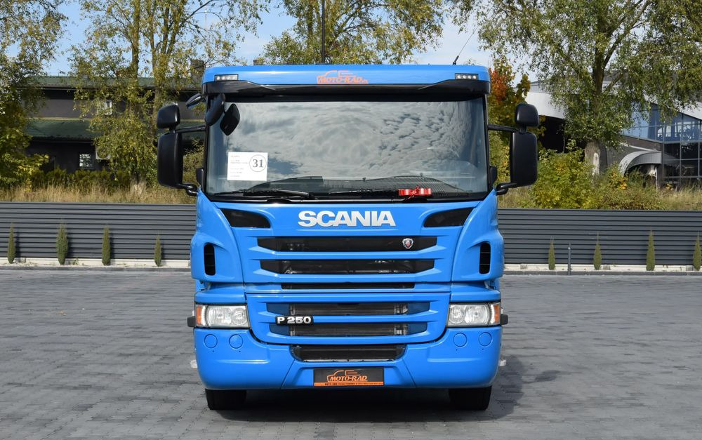 Scania P250 / EURO 6 / SKRZYNIA 7.8 M / WINDA DHOLLANDIA / PODUSZKI NA TYLNEJ OSI / RETARDER / KLIMA / TEMPOMAT / SERWISOWANY / SPROWADZONY - Камион со платформа: слика 2 Scania P250 / EURO 6 / SKRZYNIA 7.8 M / WINDA DHOLLANDIA / PODUSZKI NA TYLNEJ OSI / RETARDER / KLIMA / TEMPOMAT / SERWISOWANY / SPROWADZONY - Камион со платформа: слика 2