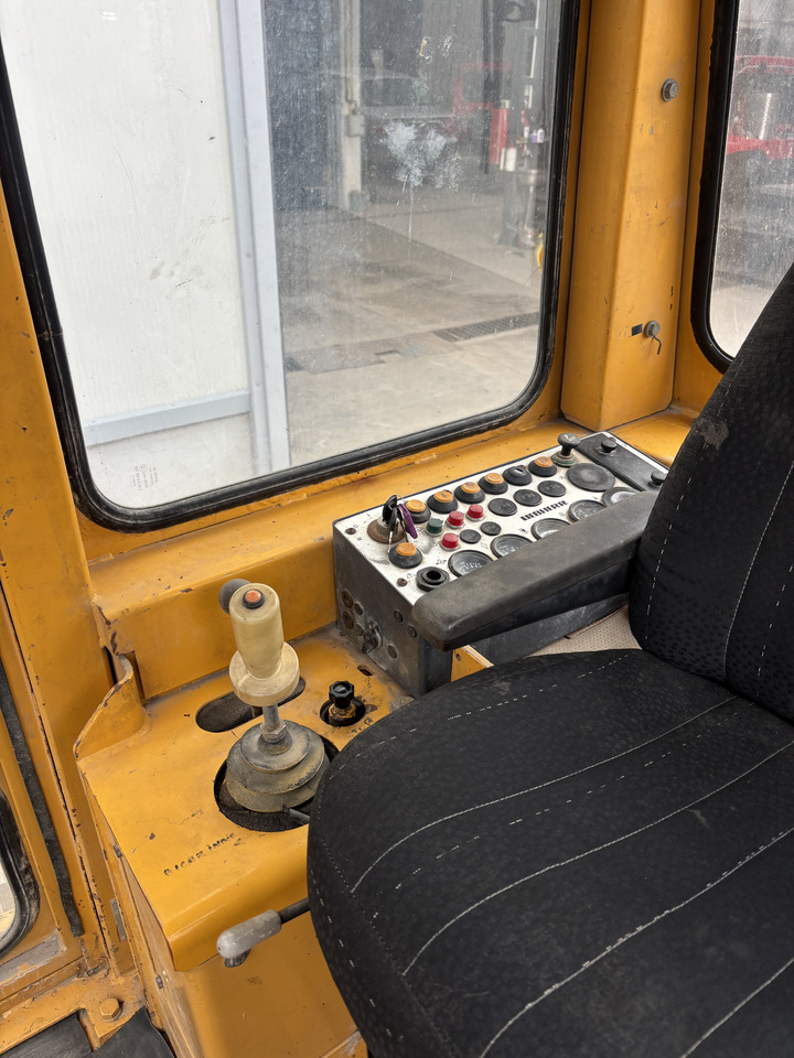 LIEBHERR PR 711 - Булдожер: слика 2 LIEBHERR PR 711 - Булдожер: слика 2