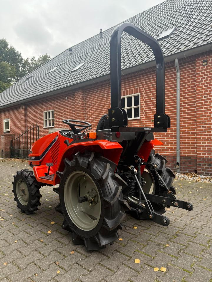 Kleintraktor Kubota B52 ab 49 € pro Monat. - Мини трактор: слика 5 Kleintraktor Kubota B52 ab 49 € pro Monat. - Мини трактор: слика 5