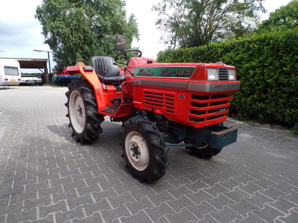 Kleintraktor Kubota ZL1-185 - Мини трактор: слика 2 Kleintraktor Kubota ZL1-185 - Мини трактор: слика 2