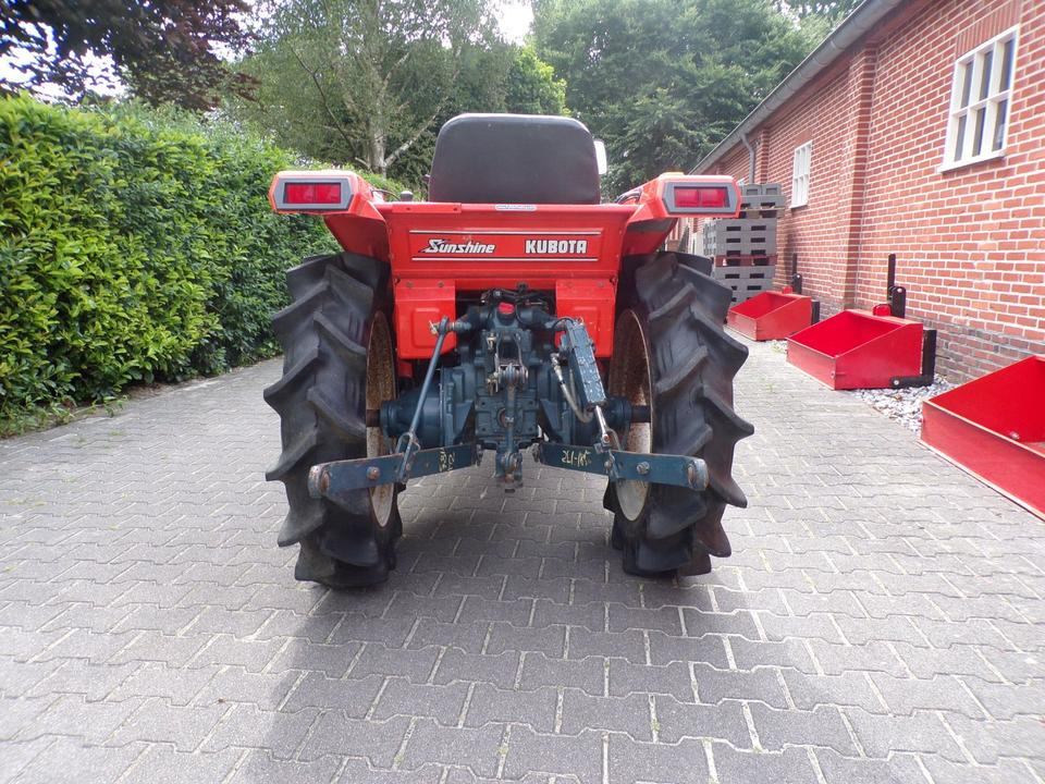 Kleintraktor Kubota ZL1-185 - Мини трактор: слика 5 Kleintraktor Kubota ZL1-185 - Мини трактор: слика 5