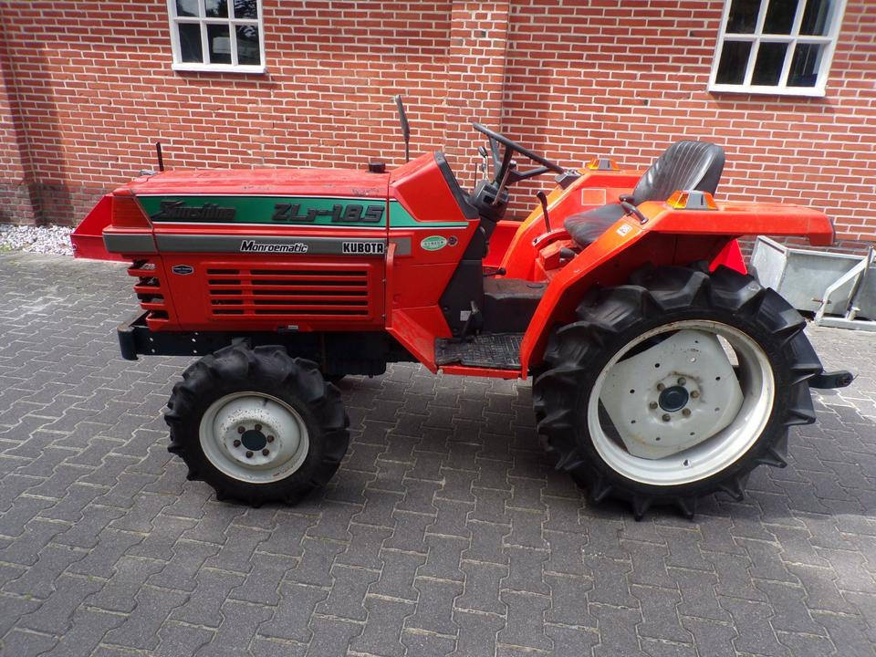 Kleintraktor Kubota ZL1-185 - Мини трактор: слика 3 Kleintraktor Kubota ZL1-185 - Мини трактор: слика 3