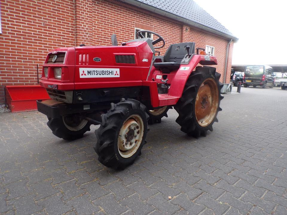 Kleintraktor Mitsubishi MT20 - Мини трактор: слика 2 Kleintraktor Mitsubishi MT20 - Мини трактор: слика 2