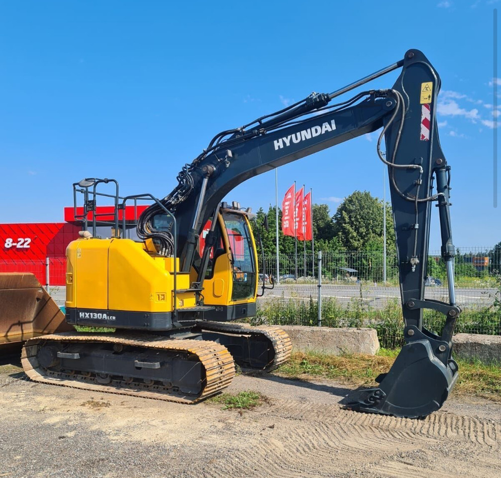 HYUNDAI HX130ALCR - Багер гасеничар: слика 1 HYUNDAI HX130ALCR - Багер гасеничар: слика 1